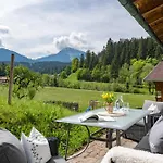 Bauernhof Unterstegen Farm stay *